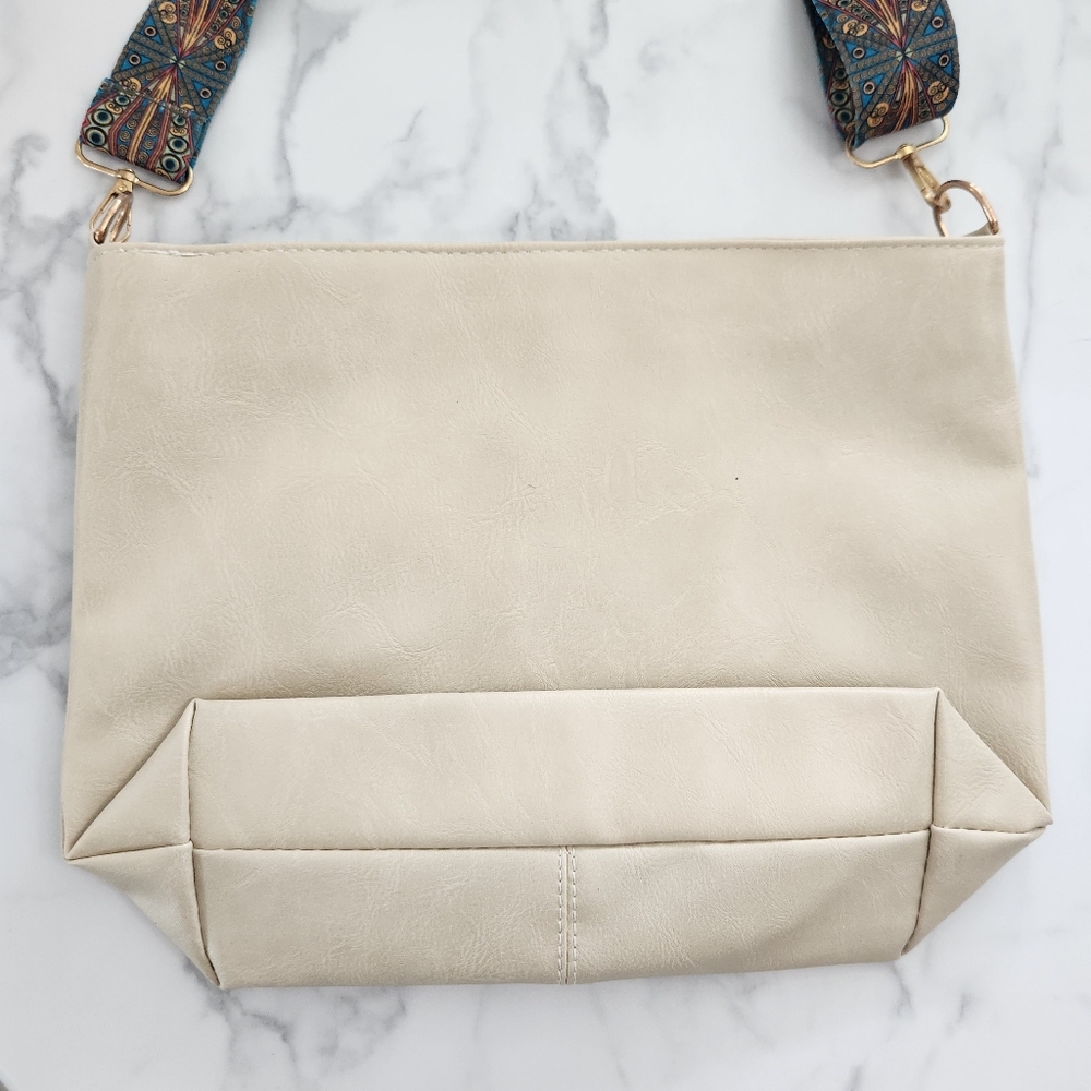 Unisex Creamy White Pu Leather Tote Bag with Patterned Boho Strap - Picture 8 of 14